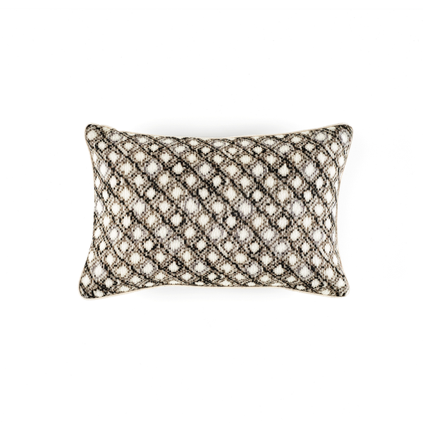 Elitis Diamond Cushion