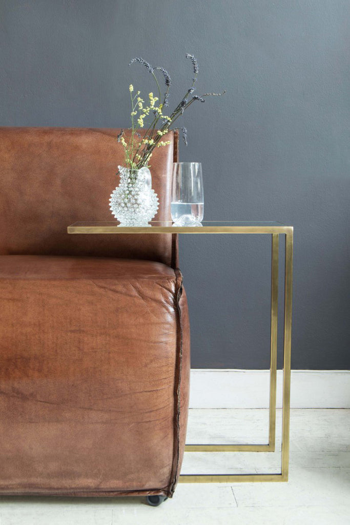 Havana Club Chair side with C table