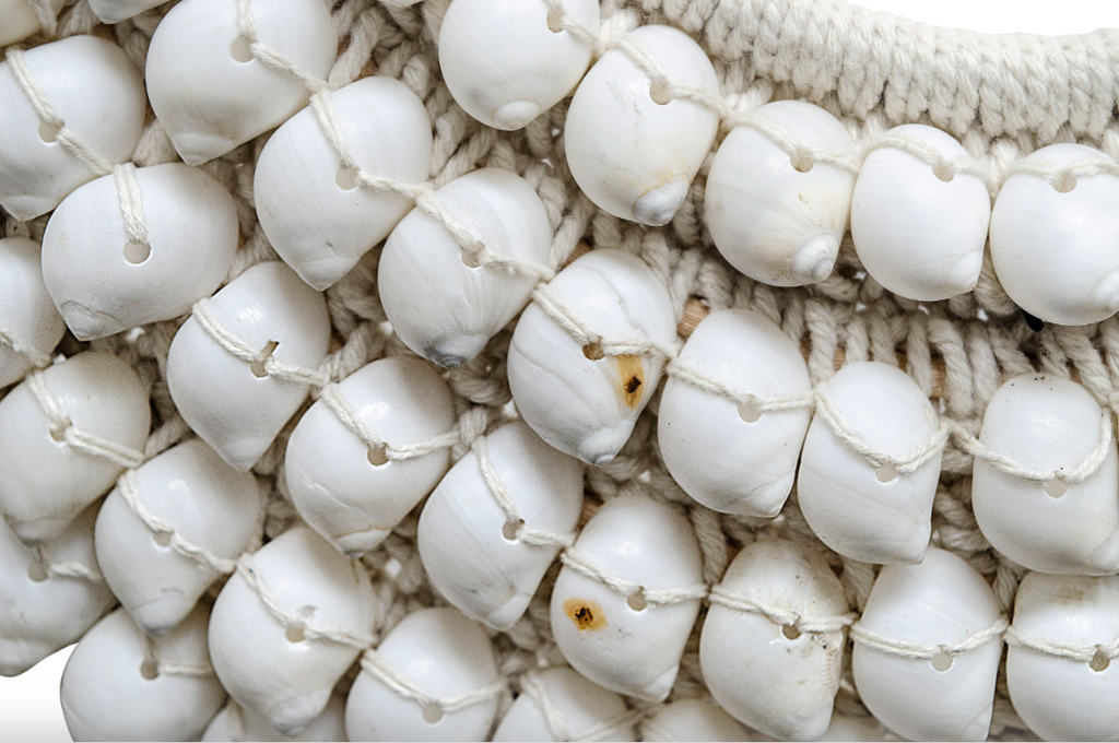 Snow White Shell Necklace on Stand Shell detail