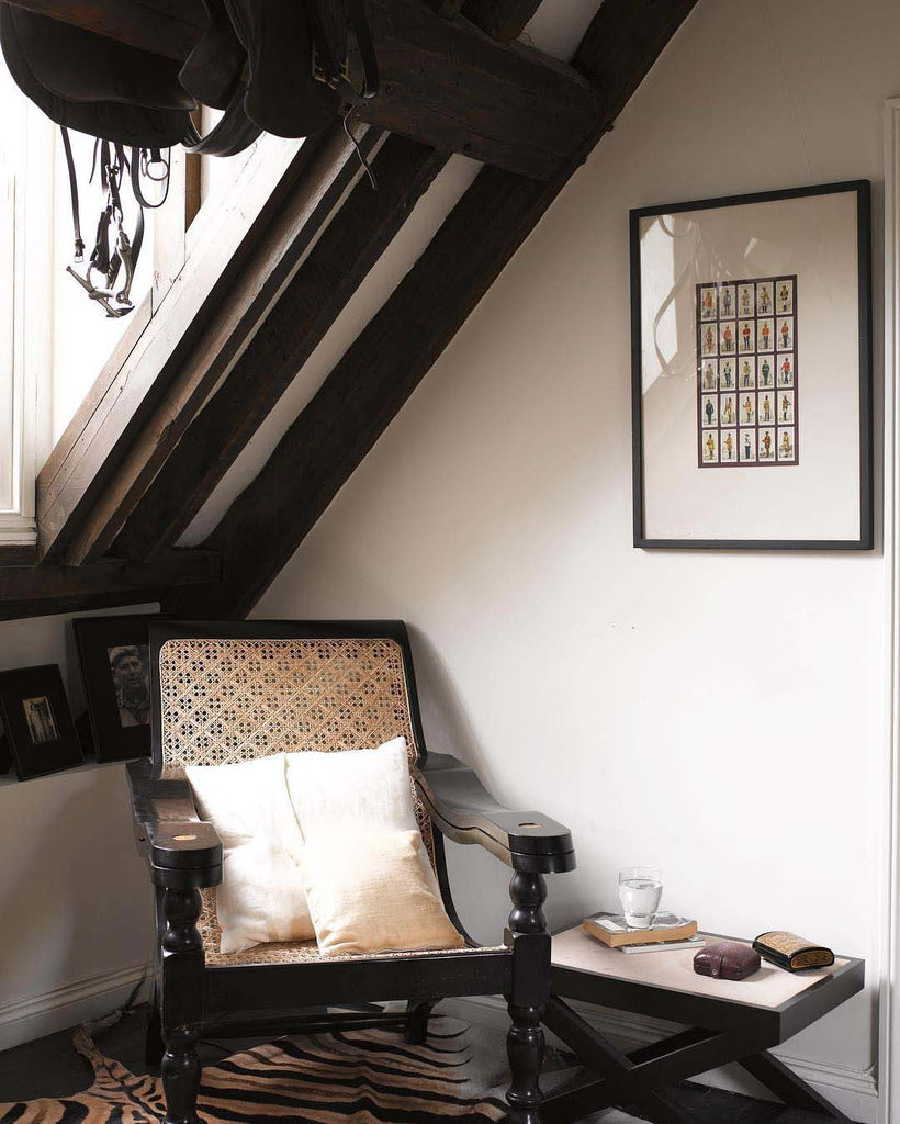 Planters Armchair with Cushions beams and side table