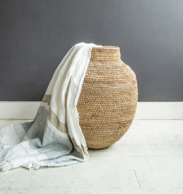 Buhera Gourd Basket with linen