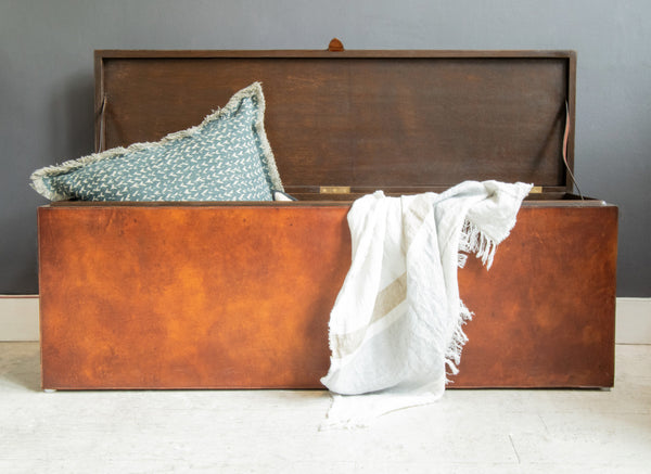 Havana Blanket Storage Box with Pillow and throw